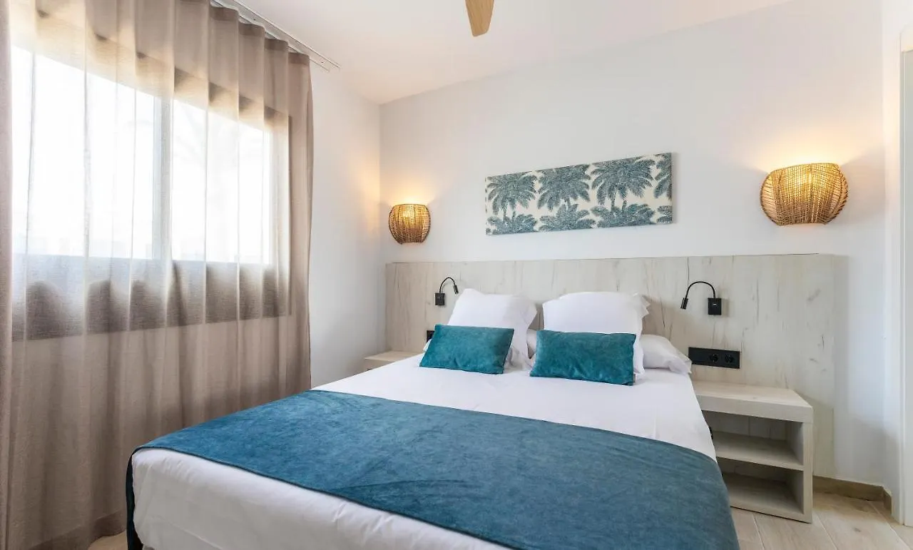**** Hotel Bakour Lanzarote Splash Puerto del Carmen  Spanien